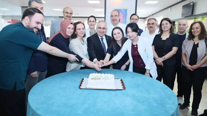 GAÜN HASTANESİNDE 100. KEMİK İLİĞİ NAKLİ KUTLANDI