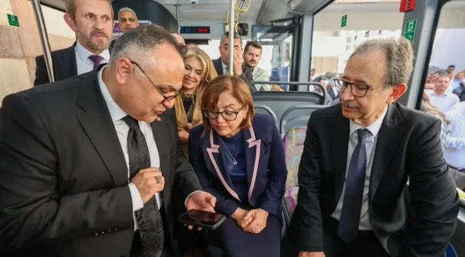 GAZİANTEP BÜYÜKŞEHİR’DEN TOPLU TAŞIMADA TÜRKİYE’DE BİR İLK!