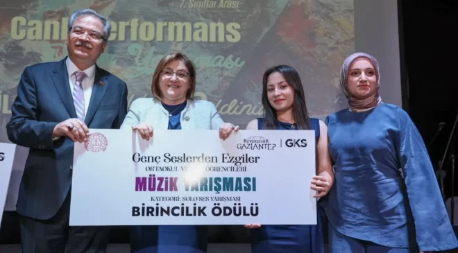 Gaziantep’te sanatla yükselen öğrenciler ödüllendirildi