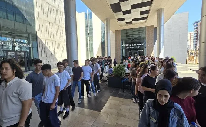 Gaziantep Büyükşehir’den sınava hazırlanan öğrencilere YKS tatbikatı