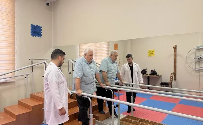 MEHMET AMCA, ALZHEİMER MERKEZİNDE YENİDEN HAYATA TUTUNDU