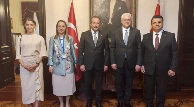 Derya Bakbak Bulgaristan’da Eğitimde Yapay Zekâ Konusunu Gündeme Taşıdı