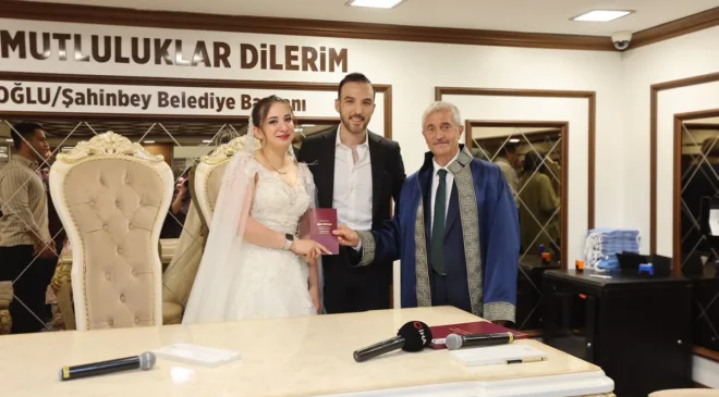 126 ÇİFT MUTLULUĞA ŞAHİNBEY’DE EVET DEDİ