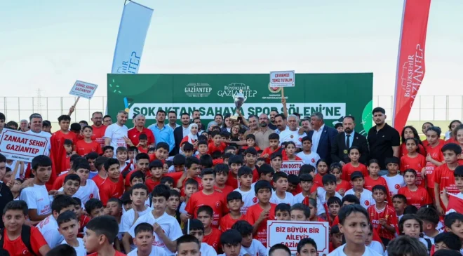 “SOKAKTAN SAHAYA SPOR ŞÖLENİ” TURNUVASININ AÇILIŞI GERÇEKLEŞTİ