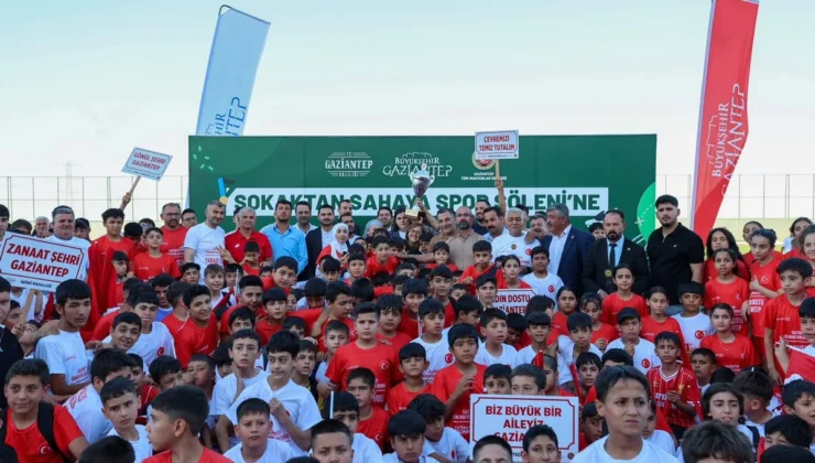“SOKAKTAN SAHAYA SPOR ŞÖLENİ” TURNUVASININ AÇILIŞI GERÇEKLEŞTİ