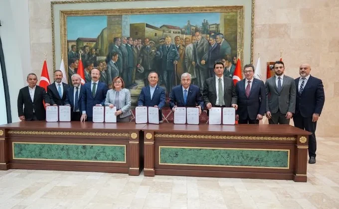 İMZALAR KUR’AN KURSU İÇİN ATILDI BAŞKAN YILMAZ’A TEŞEKKÜR