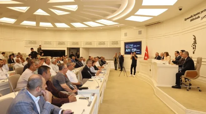 Başkan Şahin, Şehitkamil muhtarlarıyla bir araya geldi