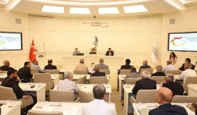 Büyükşehir Belediye Meclisi Gündem Maddelerini Görüştü