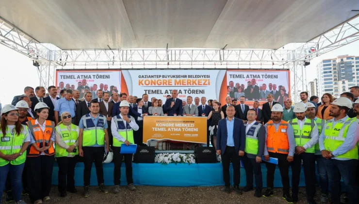 BAKAN ERSOY: “BAŞKAN FATMA ŞAHİN, GAZİANTEP İÇİN ÇALIŞIYOR, GAZİANTEP İLE YATIYOR, GAZİANTEP İLE KALKIYOR”