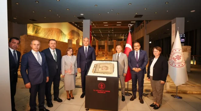 BAŞKAN ŞAHİN, TARİHİ BULUŞMADA KONUŞTU