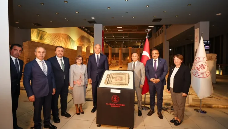 BAŞKAN ŞAHİN, TARİHİ BULUŞMADA KONUŞTU