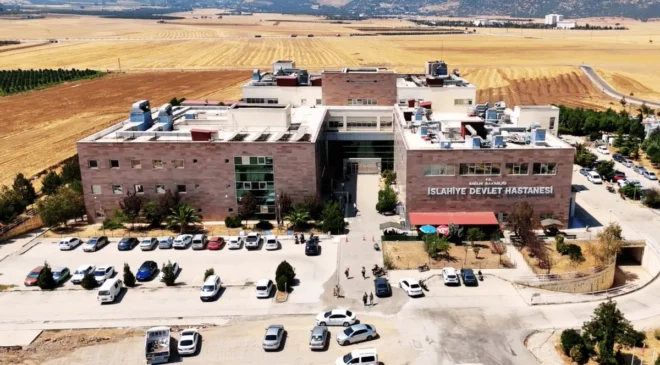 İslahiye’de Özellikli Cerrahi Başarısı: 2,5 Kiloluk Miyom Çıkarıldı