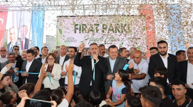 Hayat Projesi Fırat Mahallesi Parkı hizmete açıldı